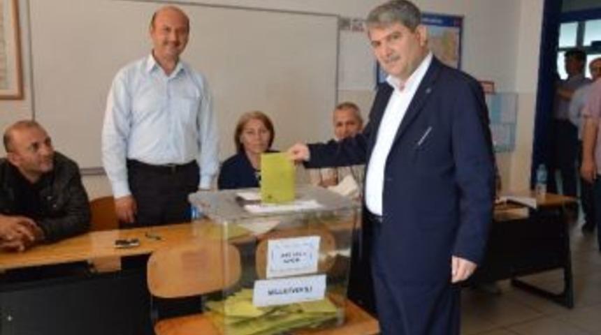 Dr. Kani Torun, Oyunu Kullandı