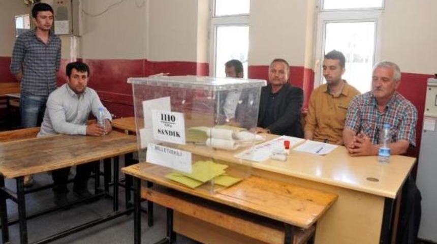 Van'da K&uuml;res&uuml;nnilerin Boykotu Etkili Oldu