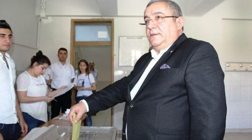 İş Adamı Erdoğan Oyunu Malatya&rsquo;da Kullandı