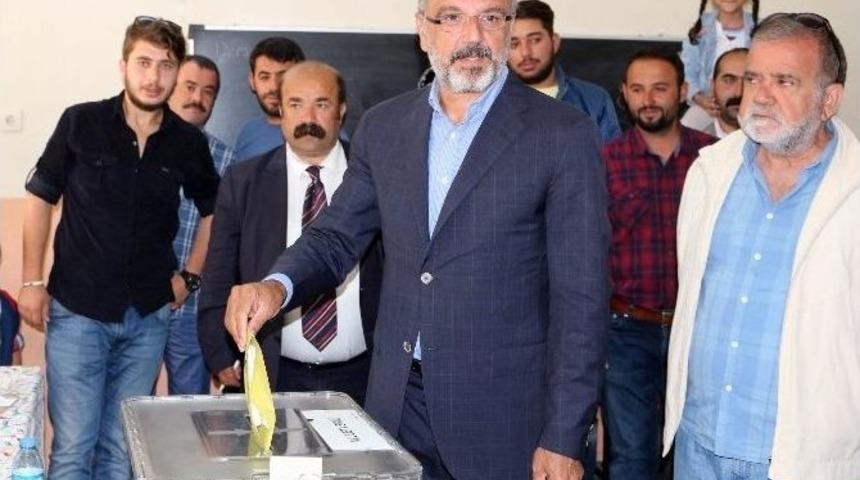 Sakık: "isyan Adresi Dağlar Değil Demokratik Siyaset Olsun&rdquo;