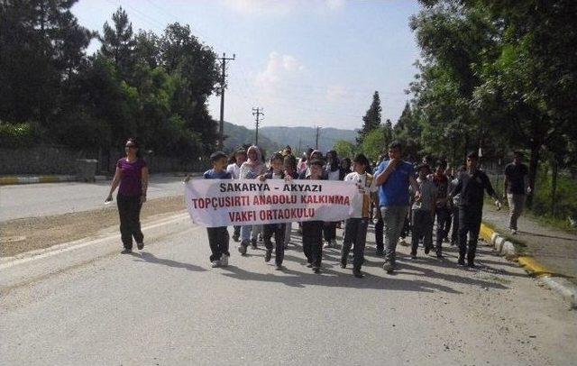 Akyazı&rsquo;da Sağlıklı Yaşam Y&uuml;r&uuml;y&uuml;ş&uuml; Yapıldı 3