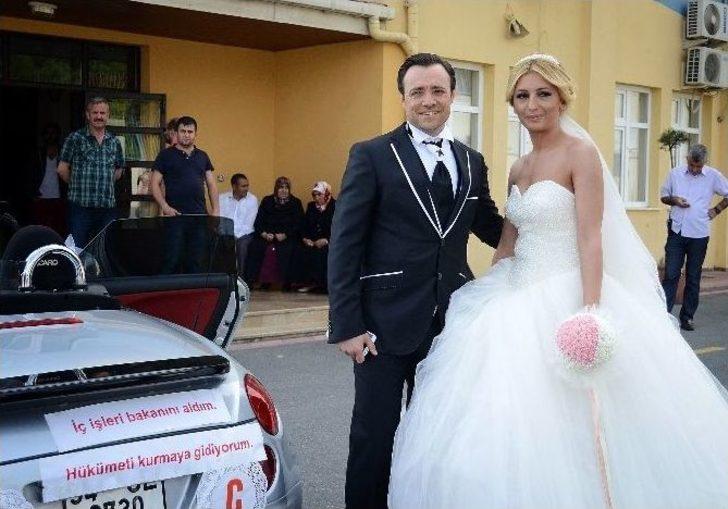 Sandık Başına Gelinlik Ve Damatlıkla Geçtiler G1