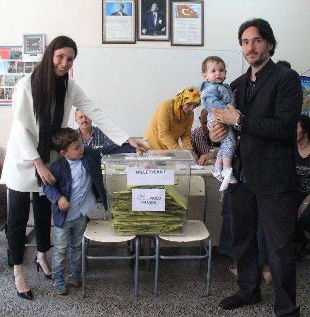 Karaaslan Ailesiyle Oyunu Kullandı 1