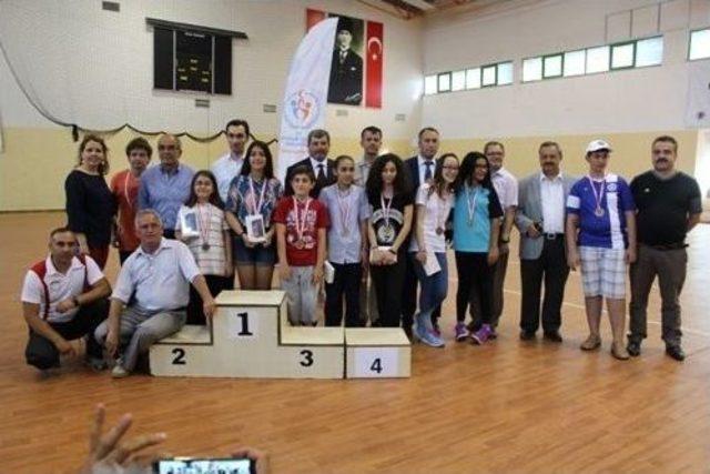 Burhaniye&rsquo;de Satran&ccedil; Şampiyonası Sona Erdi 1