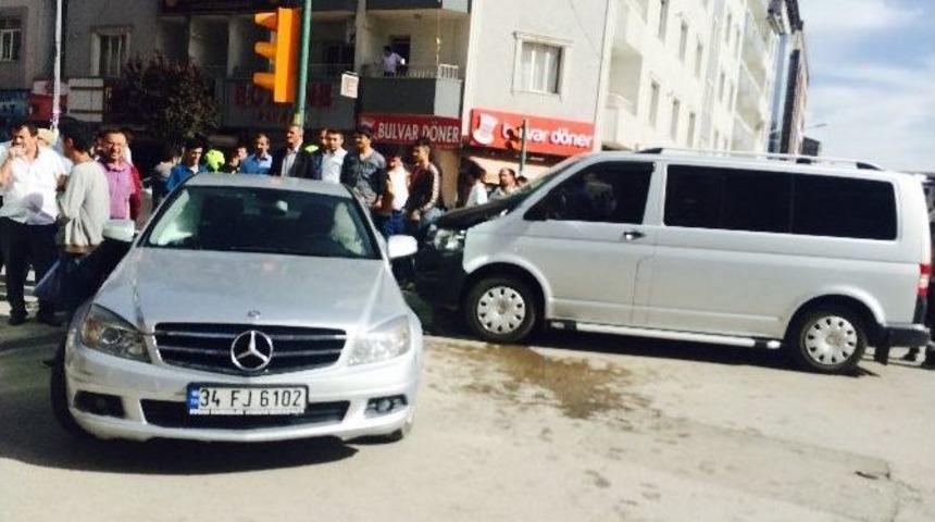 Van&rsquo;da Maddi Hasarlı Trafik Kazası