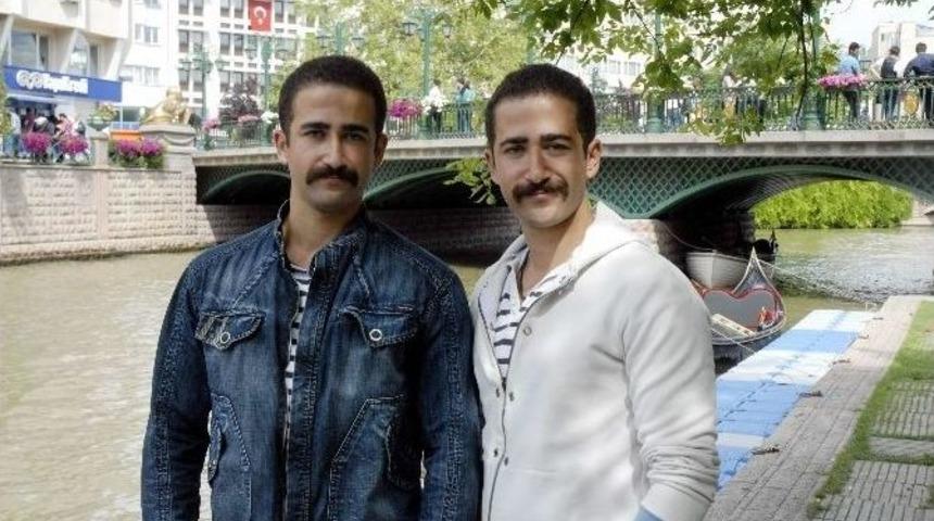 (&ouml;zel Haber) İkizlerin Se&ccedil;im Macerası