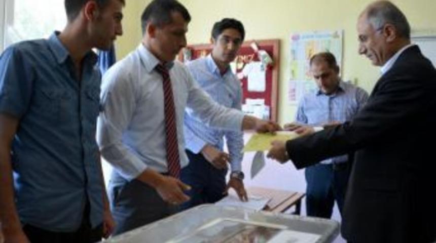 Efkan Ala'nın Oy Kullandığı Sandıktan Ak Parti Çıktı