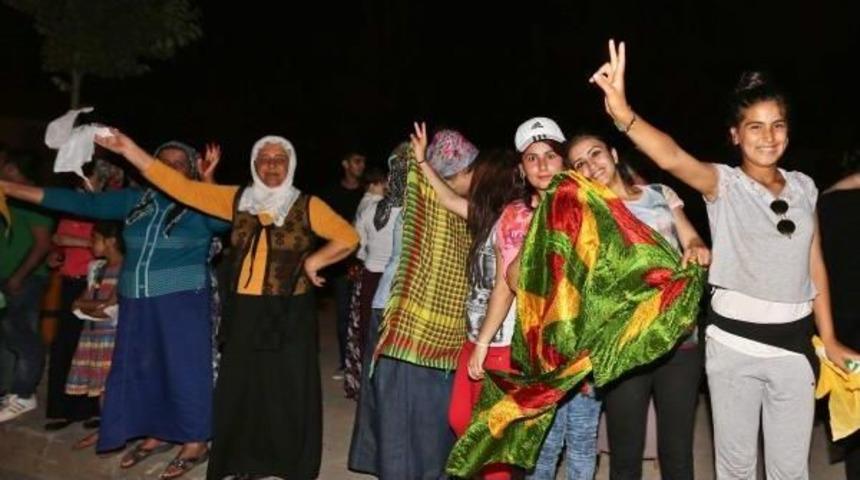 Antalya'da Hdp'nin Se&ccedil;im Kutlaması