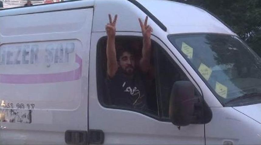 Hdp'lilerin "baraj" Sevinci