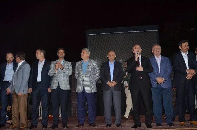 Bakan Işık Se&ccedil;imi Değerlendirdi 2