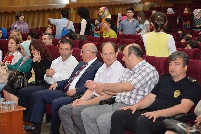 Süleymanpaşa Belediye Başkanı Eşkinat, Sevgi Evi Çocuklarının Yıl Sonu Programına Katıldı