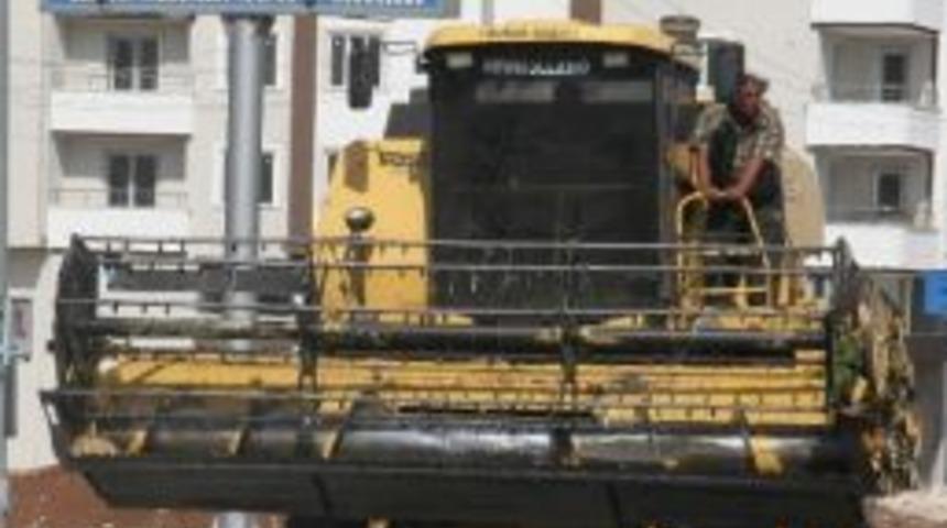 Kilis&rsquo;te Bi&ccedil;er D&ouml;ver Yoğunluğu Yaşanıyor