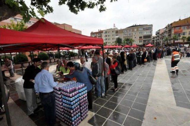 Çanakkale'de Chp'li Başkan'dan 'şükür Pilavı'