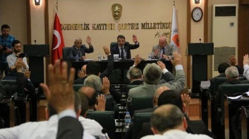 Meclis, Dr. Furtun&rsquo;un İsminin Sokağa Verilmesi Ve B&uuml;st&uuml;n&uuml;n Yapılması Konusunu G&uuml;ndeme Aldı