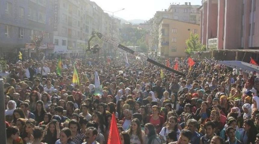 Hakkari&rsquo;de Hdp Kutlaması