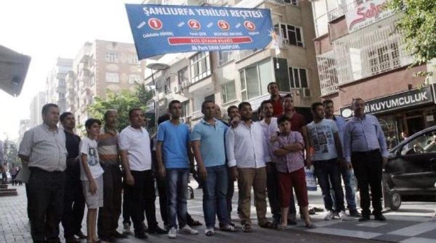 Şanlıurfa&rsquo;Da Esnaftan Ilgin&ccedil; Pankart