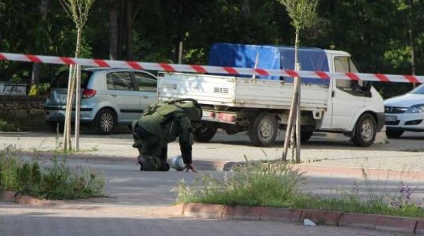 Otoparka Bırakılan T&uuml;p, Panik Yarattı