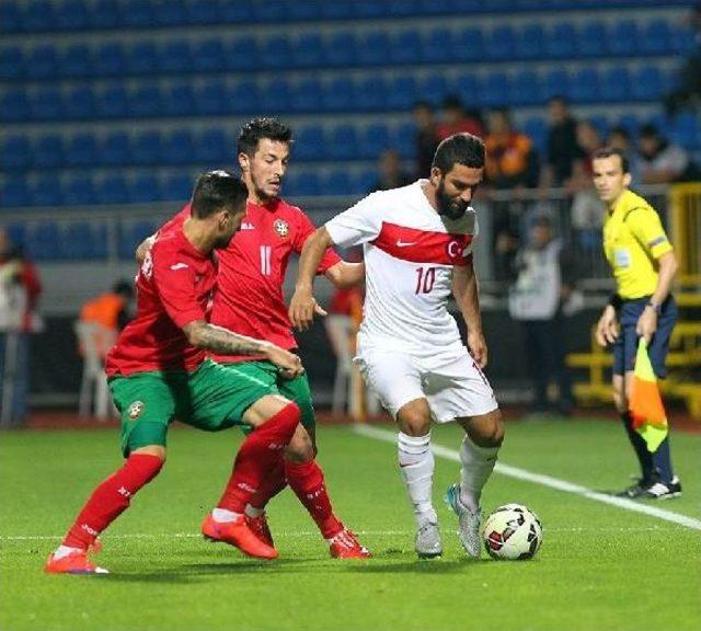 A Milli Futbol Takımı, Özel Maçta Bulgaristan'ı Farklı Yendi