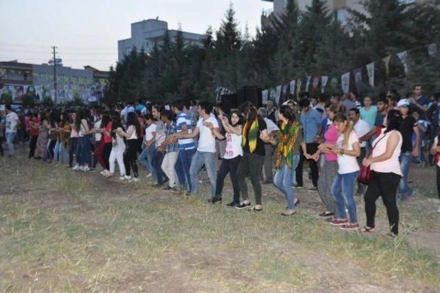 Adıyaman'da Hdp'de Kutlama