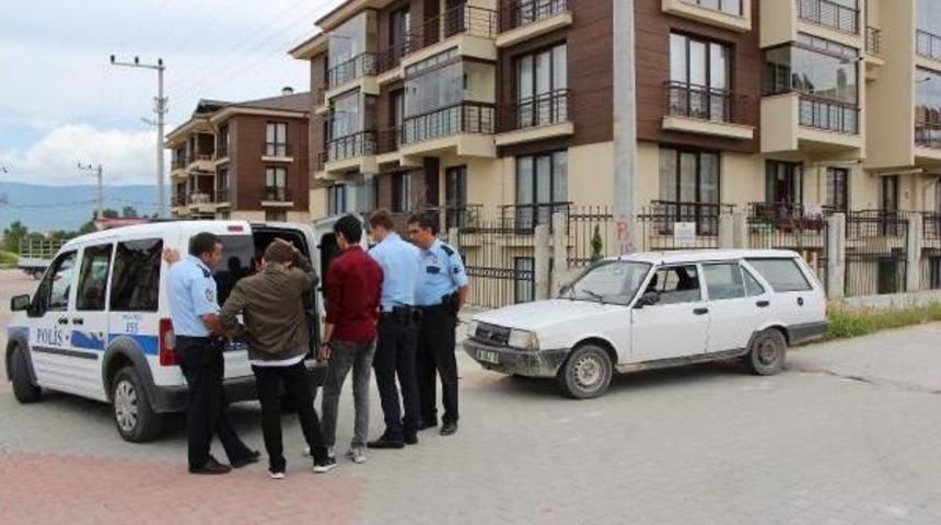 14 Yaşındaki S&uuml;r&uuml;c&uuml; Yakalanınca Ağladı