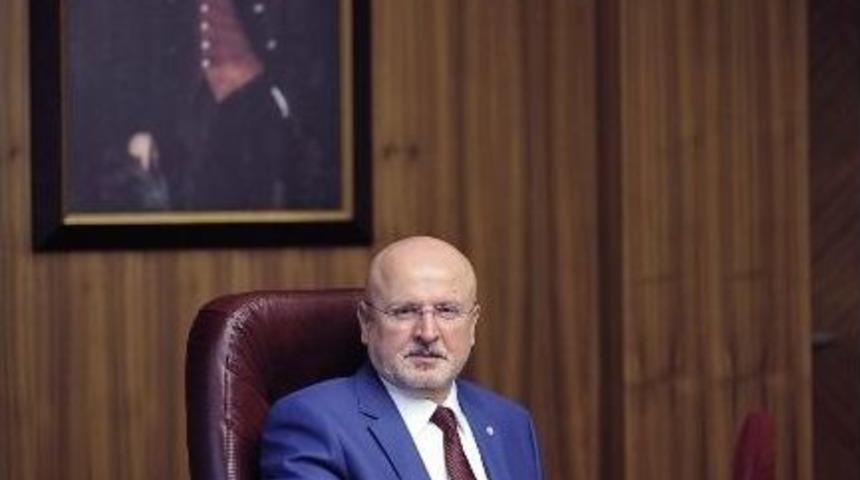 Rekt&ouml;r Sınav&rsquo;dan &Ouml;ğrencilere Sınav Uyarısı