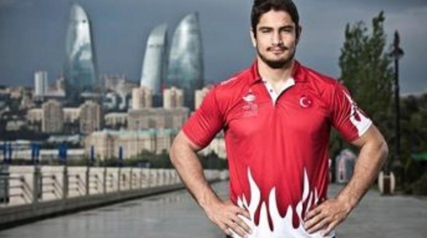 Spor El&ccedil;isi Taha Akg&uuml;l, İki &Uuml;lke İ&ccedil;in Mindere &Ccedil;ıkacak