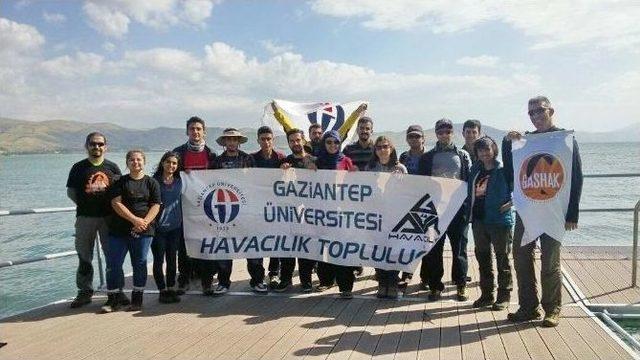 Havacılık Topluluğu Öğrencileri Sivrice Yamaç Paraşütü Festivali’ne Katıldı