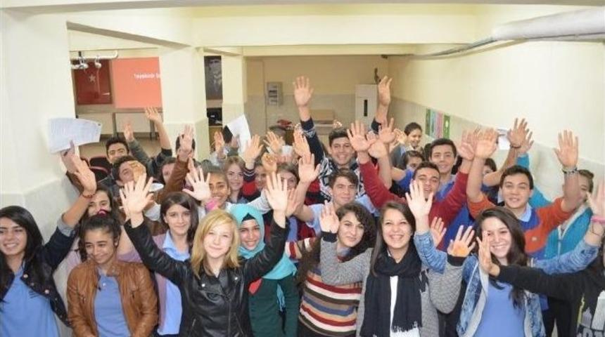 Antalyalı &Ccedil;ocuklar, İnsanların Farklı &Ouml;zelliğini &rsquo;zenginlik&rsquo; Olarak G&ouml;r&uuml;yor