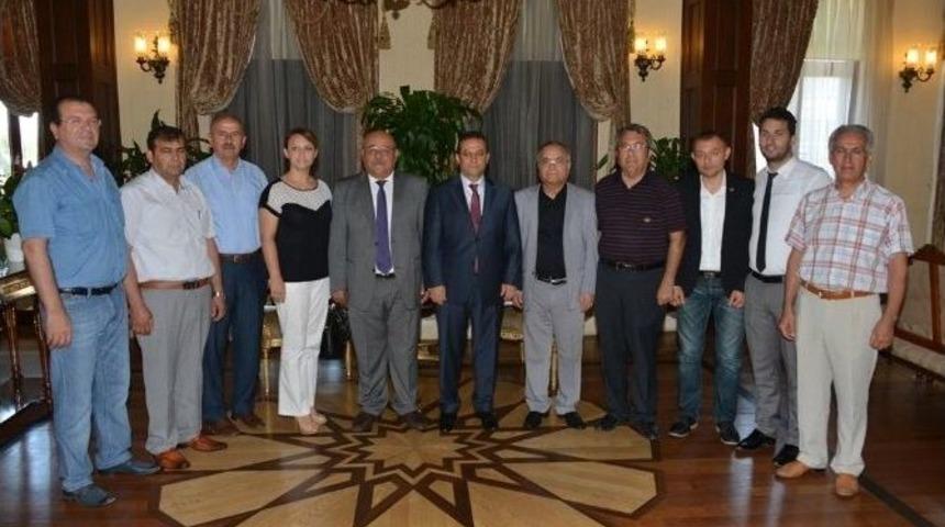 Antalya Konyalılar Derneği&rsquo;nden Vali T&uuml;rker&rsquo;e Ziyaret
