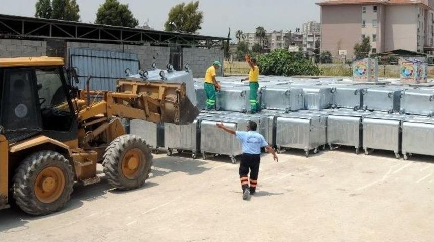 Akdeniz Belediyesi &Ccedil;&ouml;p Konteynerlerini Yeniliyor