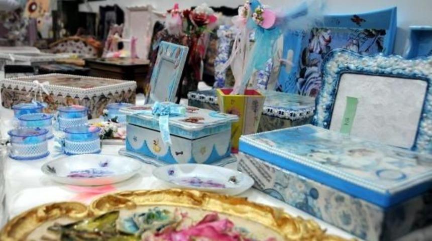 Gaziantep&rsquo;Te Psikiyatri Hastalarından El Işi Sergisi