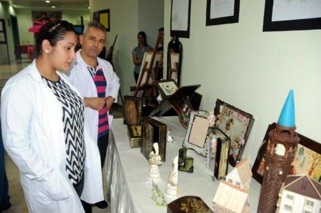 Gaziantep&rsquo;Te Psikiyatri Hastalarından El Işi Sergisi 2