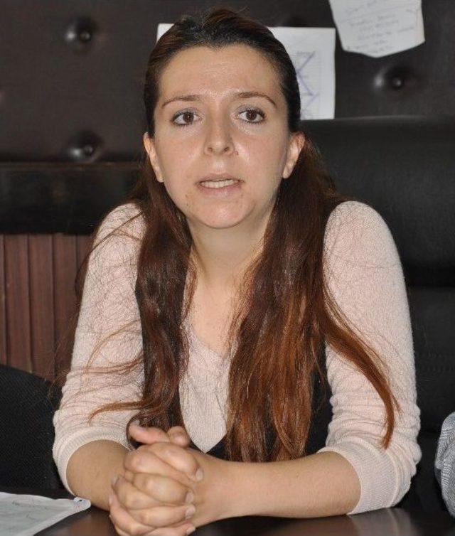 Hdp’li Burcu Çelik Özkan Özür Diledi