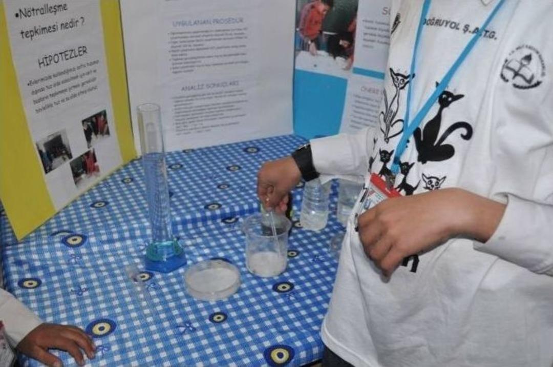 Doğruyollu Miniklerin T&uuml;bitak Bilim Fuarı