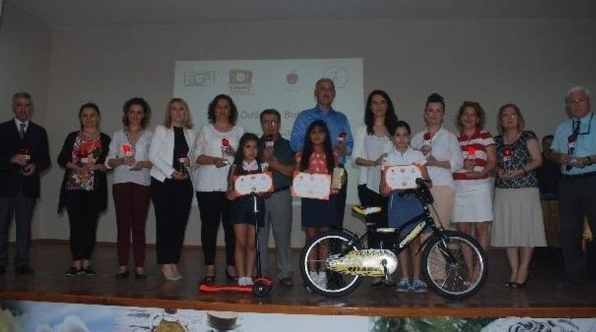 &rsquo;dengeli Besleniyorum&rsquo; Resim Yarışması Birincileri &Ouml;d&uuml;llerini Aldı