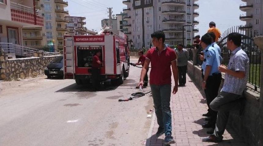 Adıyaman&rsquo;da &Ouml;ğrenci Evinde &Ccedil;ıkan Yangın Korkuttu