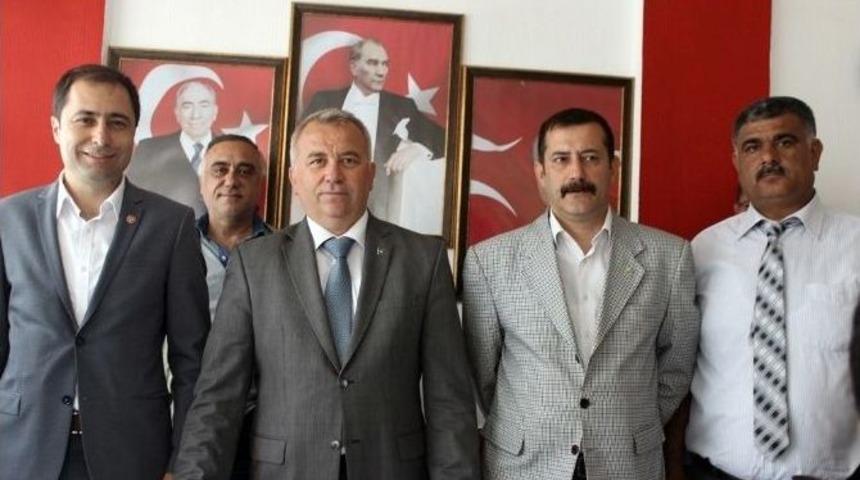 Hdp&rsquo;nin Barajı Ge&ccedil;mesi &Uuml;zerine Pilav Dağıtan Chp&rsquo;li Belediye Başkanına Mhp&rsquo;den Tepki