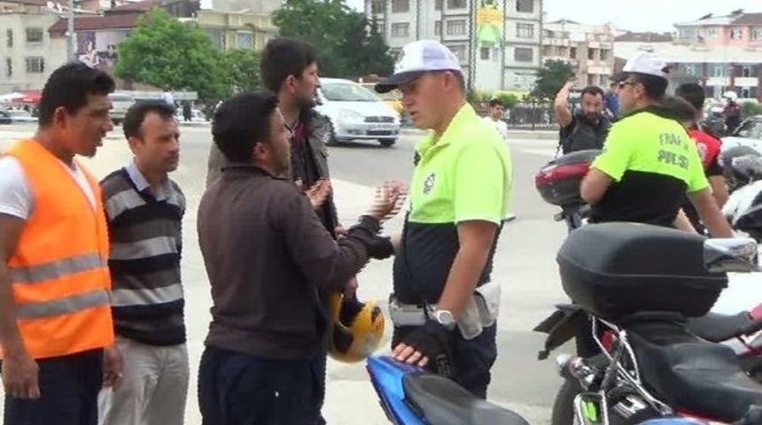 D&uuml;zce Polisi Kural Tanımaz Motorculara G&ouml;z A&ccedil;tırmıyor