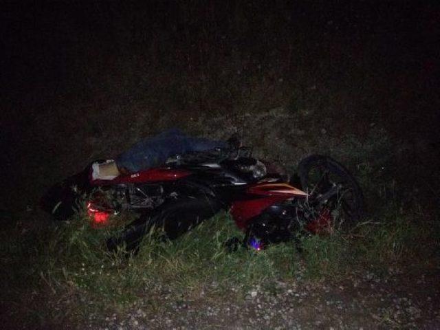 Manyas’Ta Motosiklet Kazası Can Aldı 1