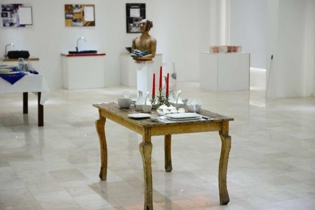 Sa&uuml;&rsquo;de Mezuniyet Sergisi A&ccedil;ıldı