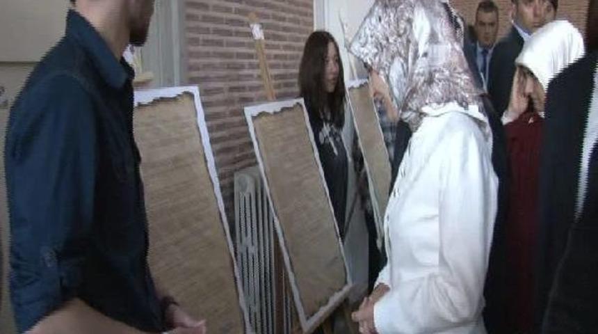 Sare Davutoğlu: Madde Kullanımı Sadece Kişisel Zafiyet Değil, Sosyal Y&ouml;nleri Olan Bir Olgu