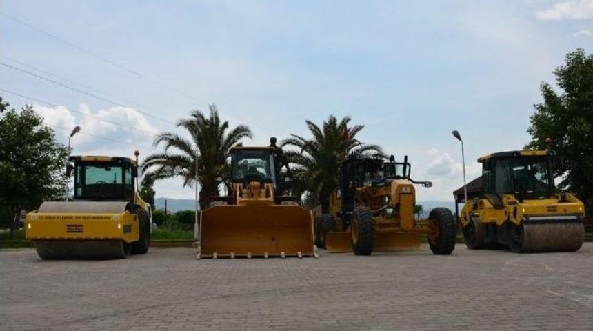 Efeler Belediyesi Bozuk Yol Bırakmayacak