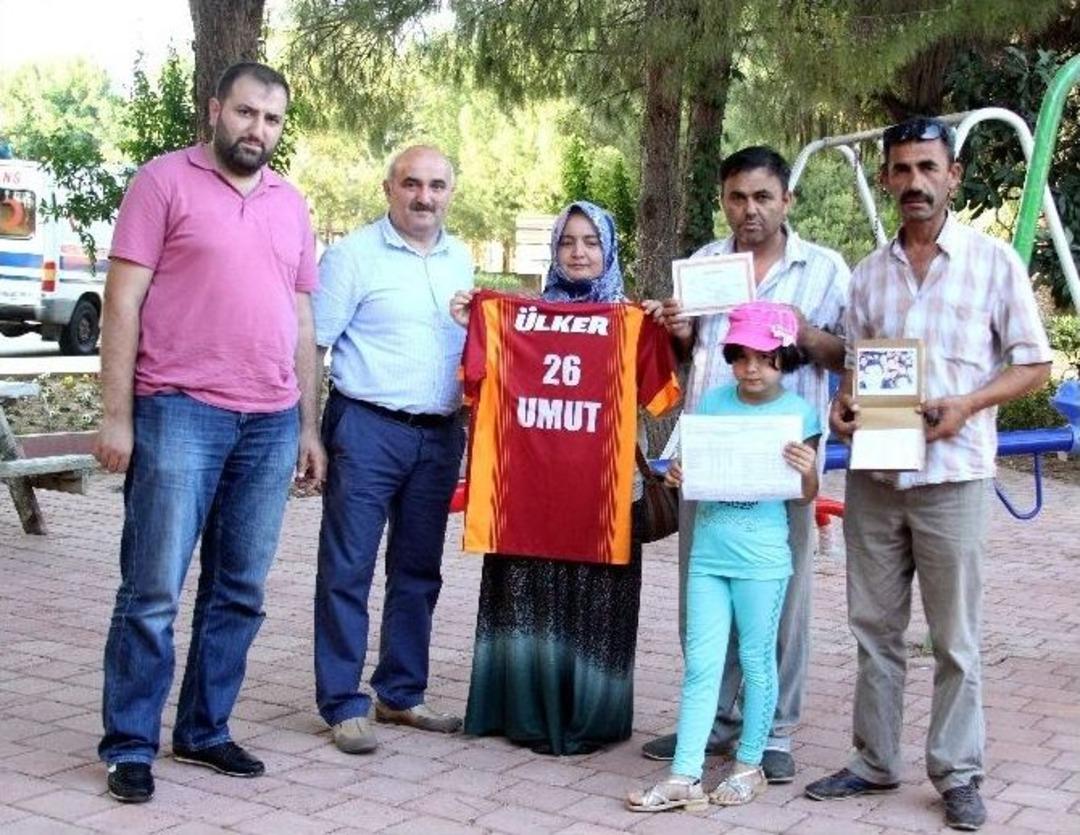L&ouml;semi Hastası Umut&rsquo;un Takdir Belgesi 700 Kilometre Uzaktan Geldi