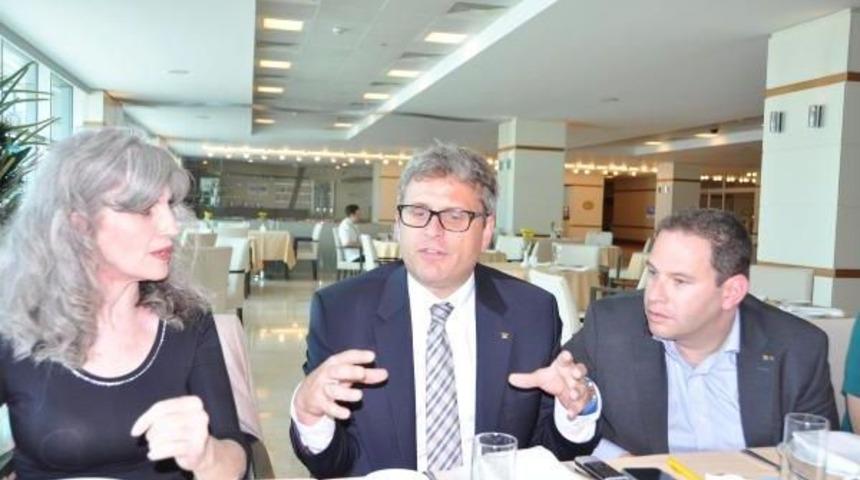 Alman Lufthansa Havayolları T&uuml;rkiye Genel M&uuml;d&uuml;r&uuml;: 5 Yıldız Olmak I&ccedil;in Her G&uuml;n 1 Milyon Avro Yatırım Yapıyoruz