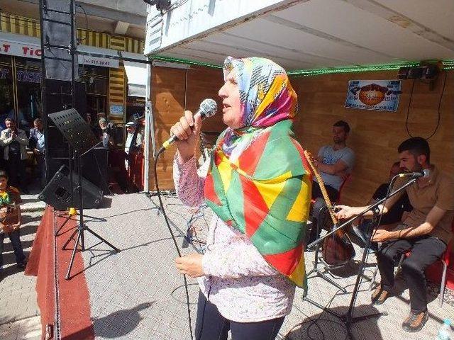 Malazgirt&rsquo;te Se&ccedil;im Kutlaması 2