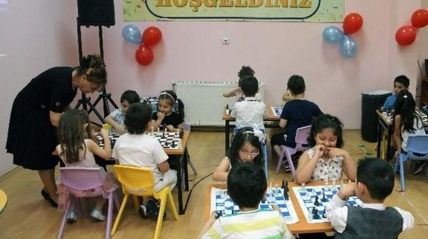 Yenimahalleli Miniklerin Satran&ccedil; Heyecanı