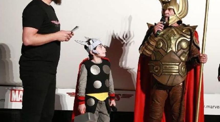 Pegasus'un U&ccedil;uş Emniyet Videosunda &Ccedil;izgi Karakterler Rol Aldı