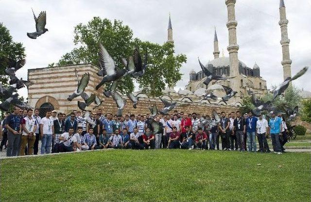 Gençler Ayvaz Dede’nin İzinde