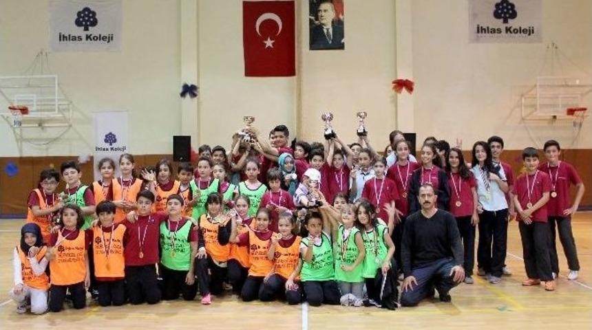 Geleneksel Oyunlar Yeni Nesil &Ccedil;ocuklarla Buluştu