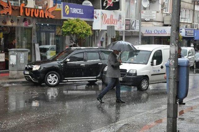 Balıkesir’de Sağanak Yağmur